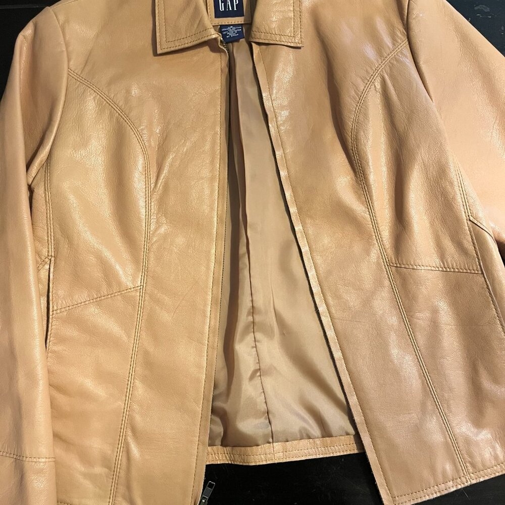 GAP size Small tan leather jacket/blazer
